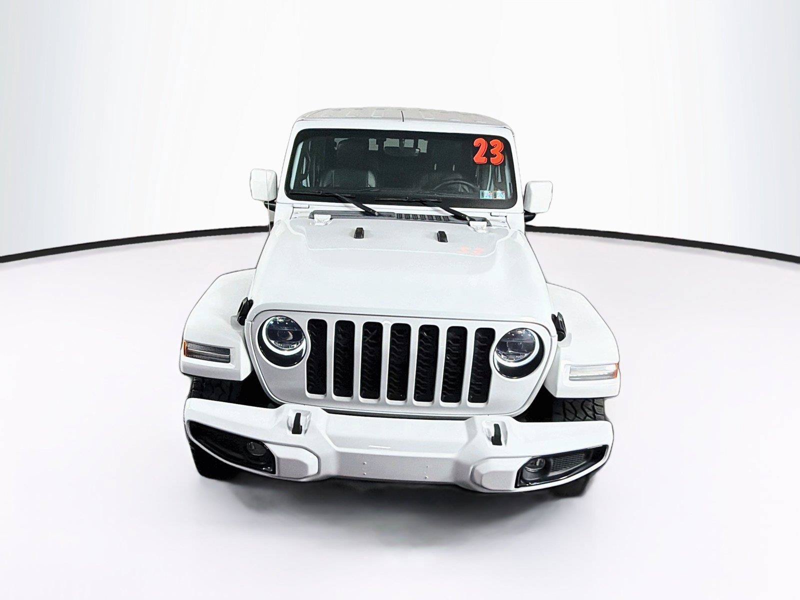 Used 2023 Jeep Gladiator Overland AWD/4WD image 13