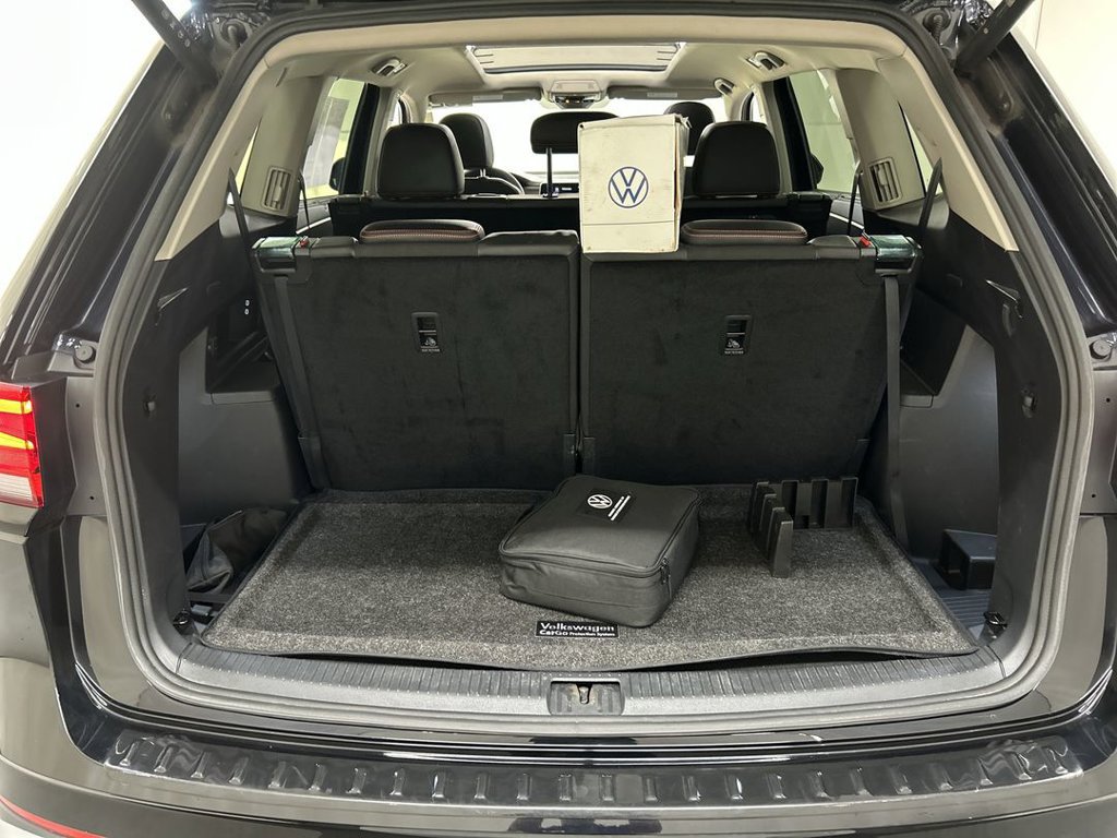 Certified 2024 Volkswagen Atlas Peak Edition SEL AWD/4WD image 23