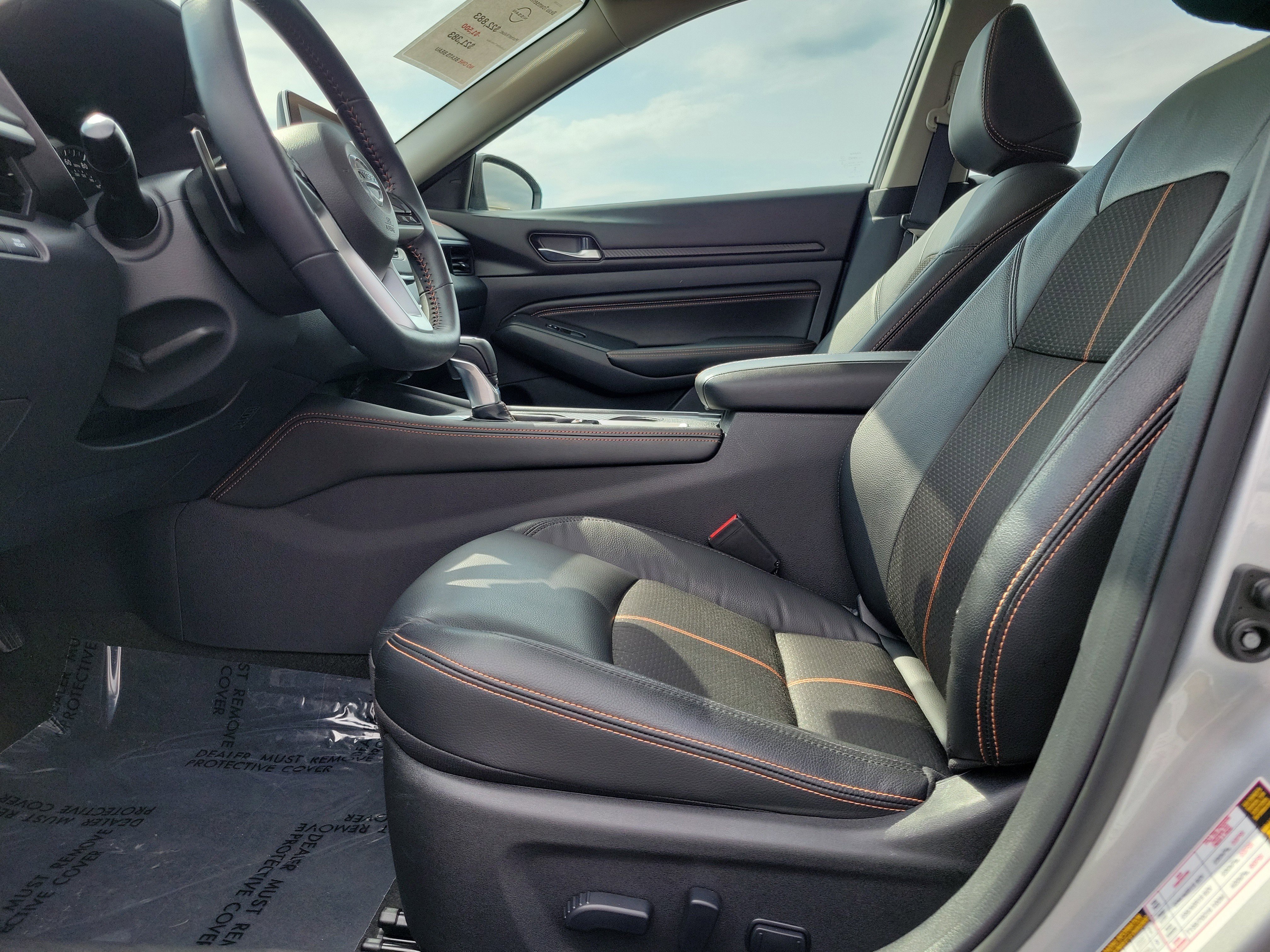 Certified 2021 Nissan Altima 2.5 SR w/ SR Premium Package image 16