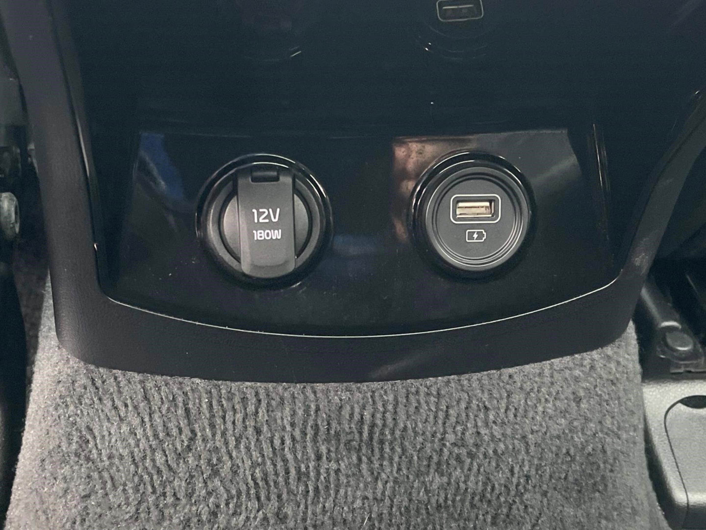 Used 2022 Kia Sorento SX image 17