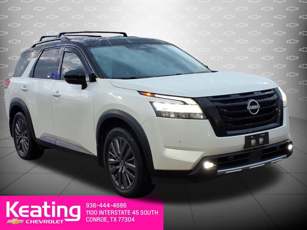 Used 2022 Nissan Pathfinder SL w/ SL Premium Package image 3