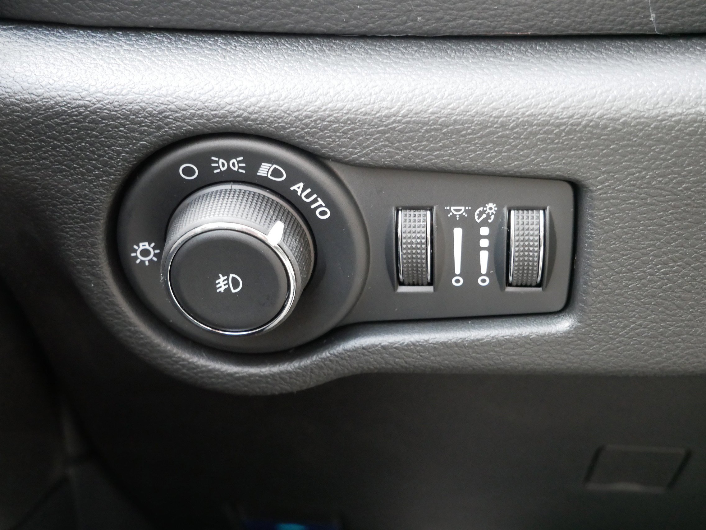 New 2026 Chrysler Pacifica Limited w/ S Appearance Package image 17