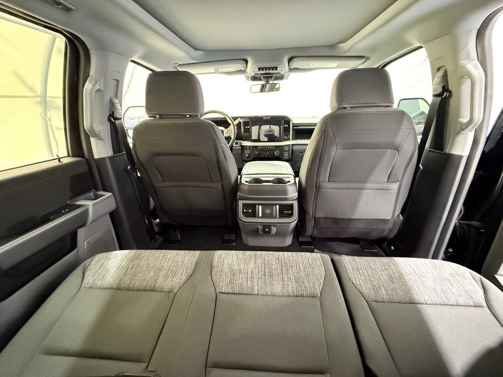 New 2026 Ford F250 XLT w/ XLT Premium Package AWD/4WD image 28