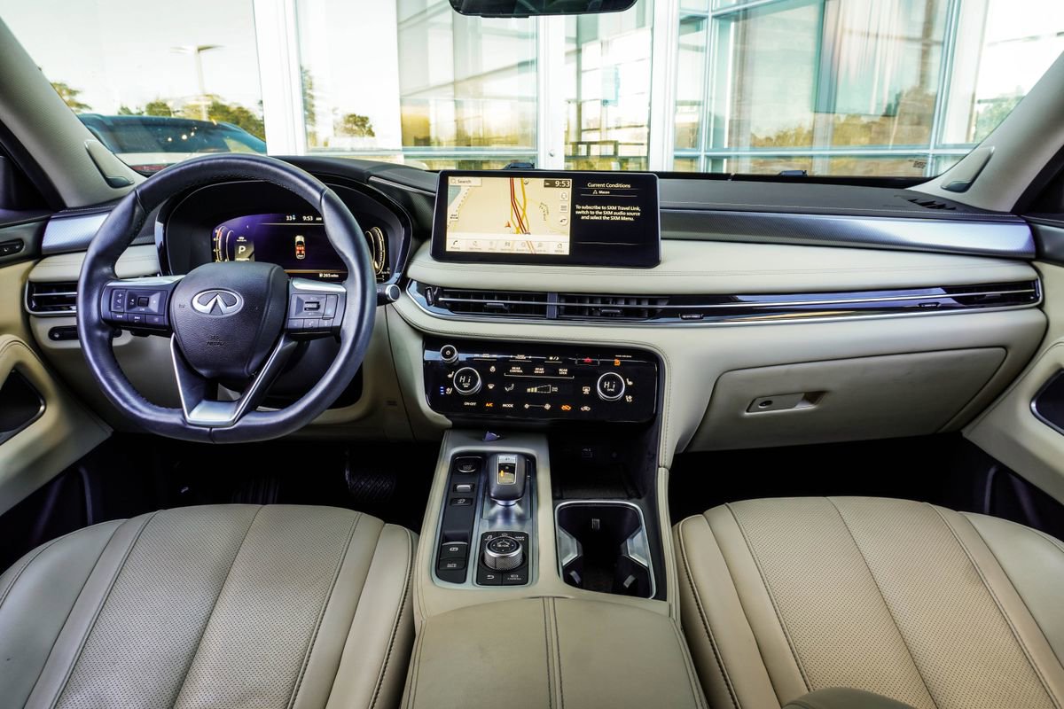 Used 2023 INFINITI QX60 Luxe w/ Performance Audio Package image 5