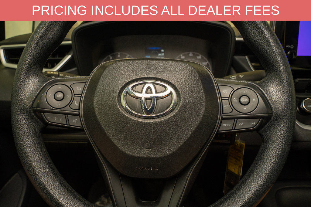 Used 2025 Toyota Corolla LE FWD image 17