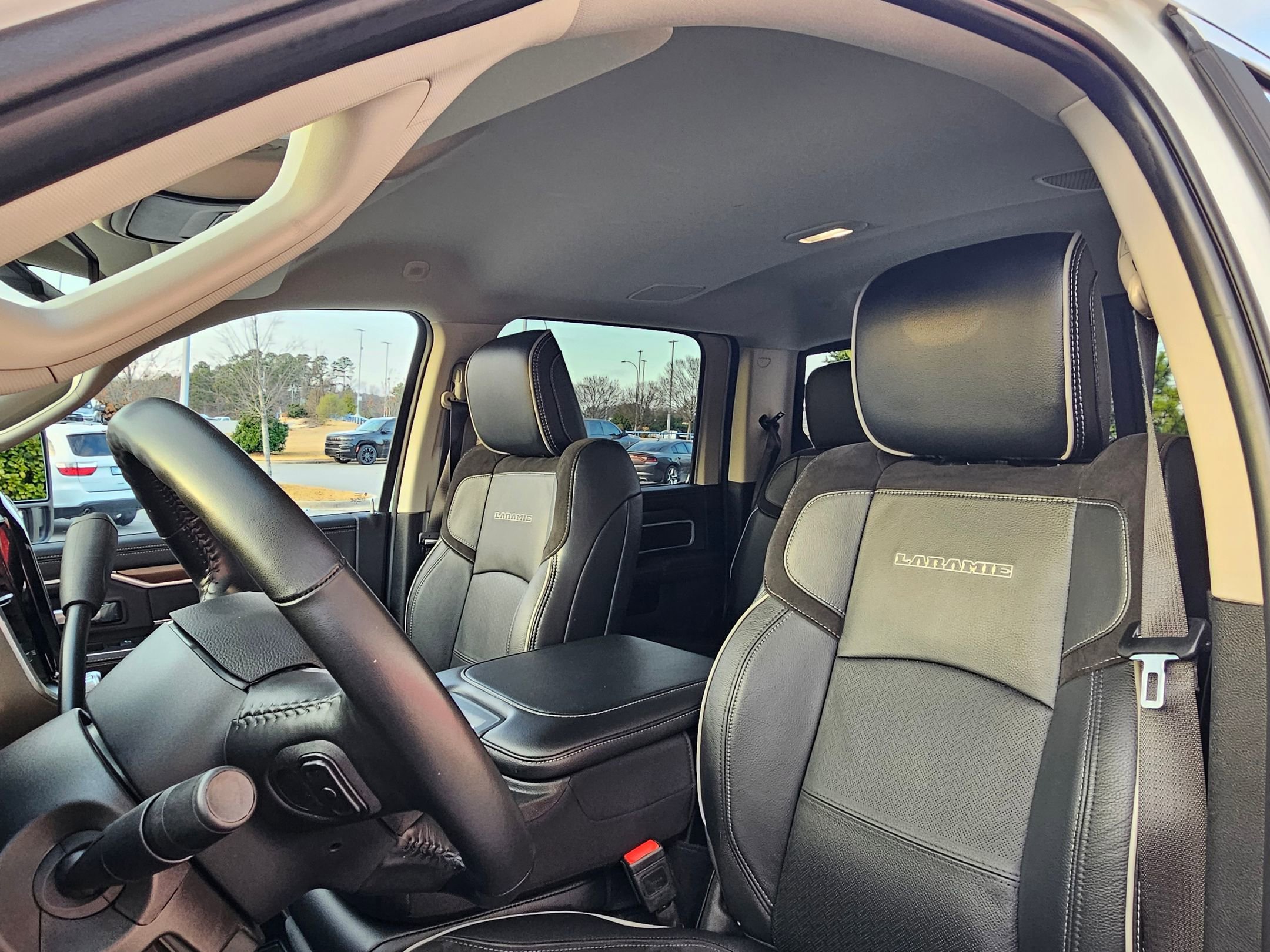 Used 2024 RAM 2500 Laramie image 21