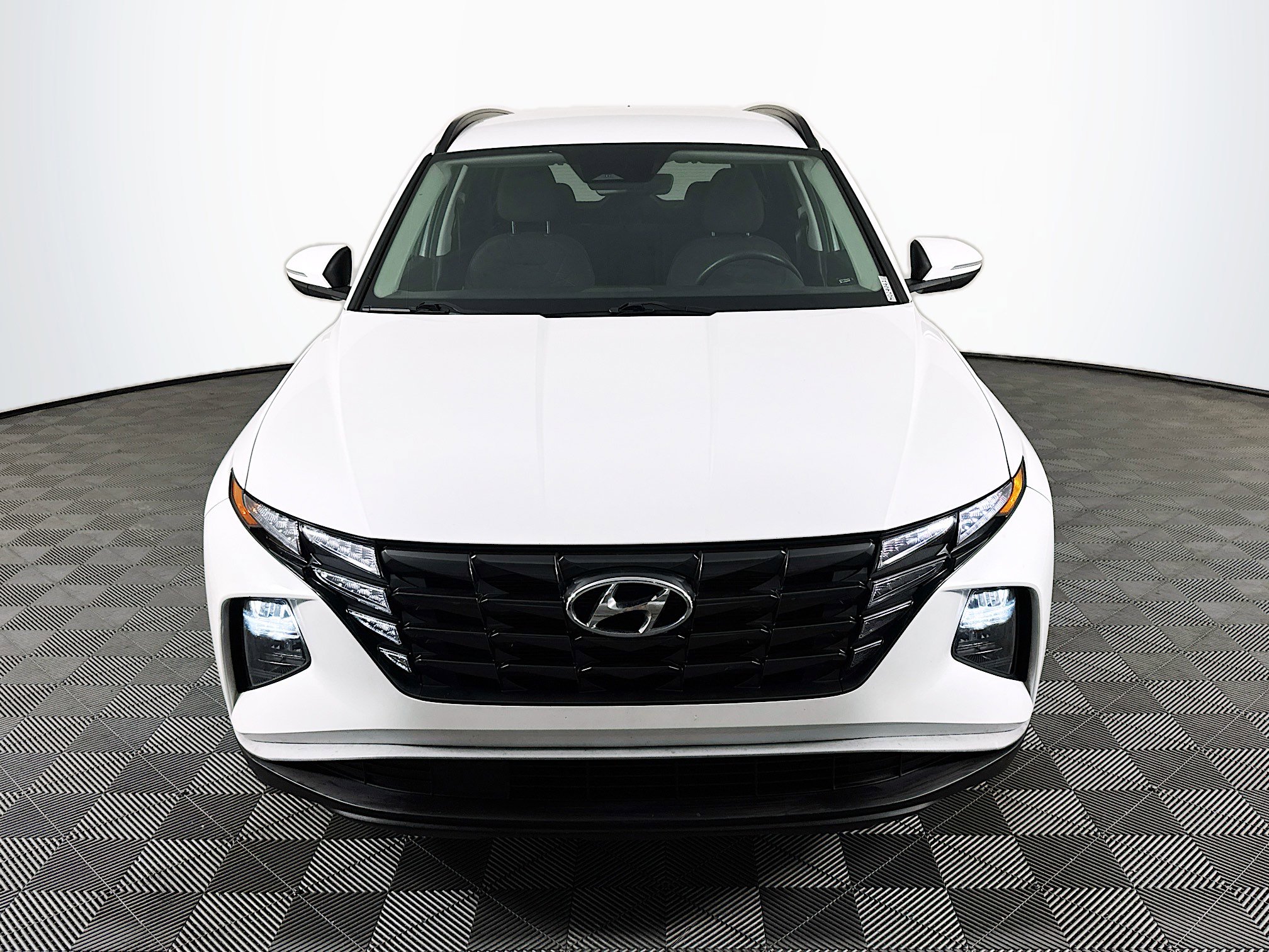 Used 2022 Hyundai Tucson SEL FWD image 2