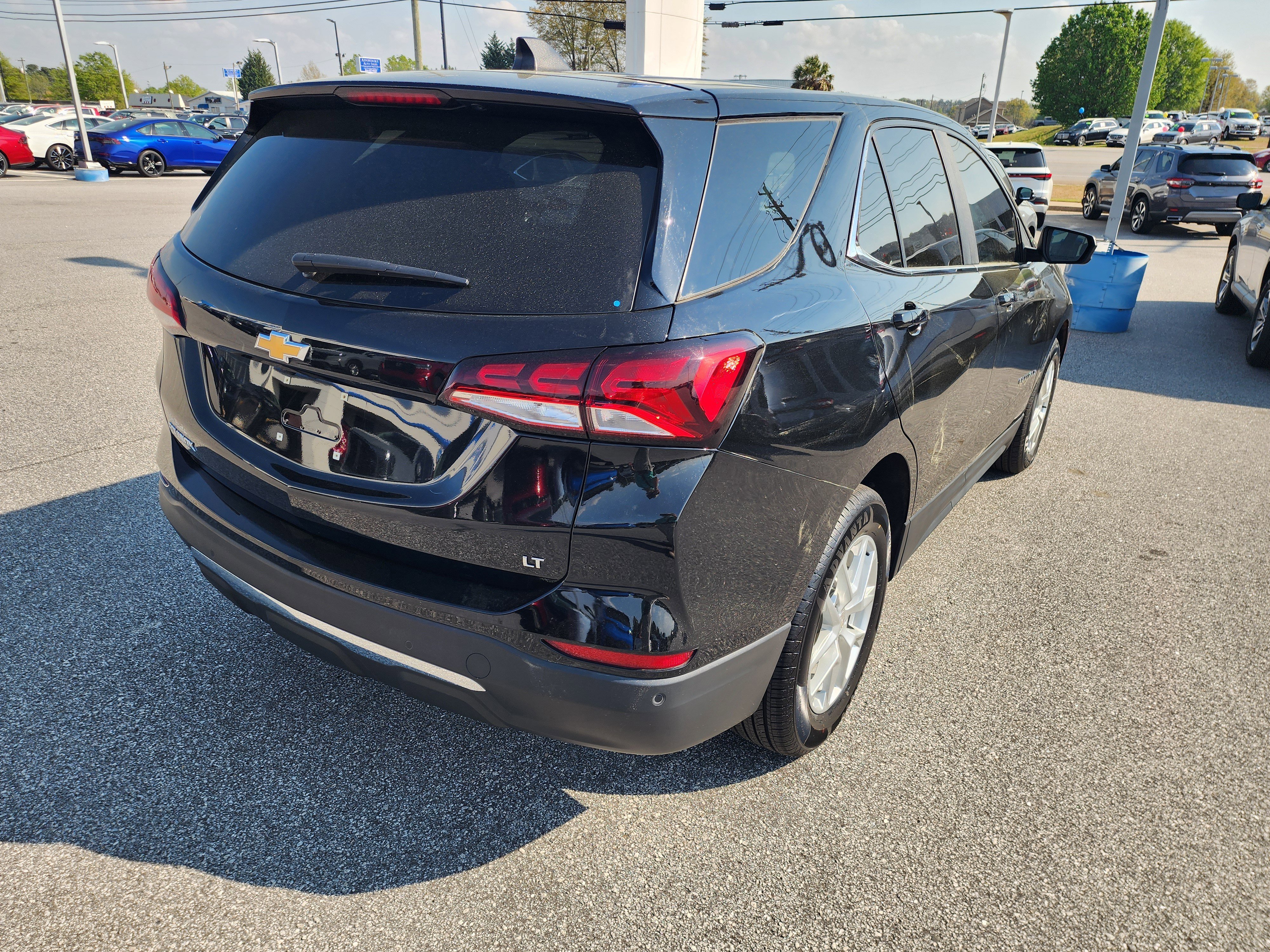 Used 2022 Chevrolet Equinox LT image 4