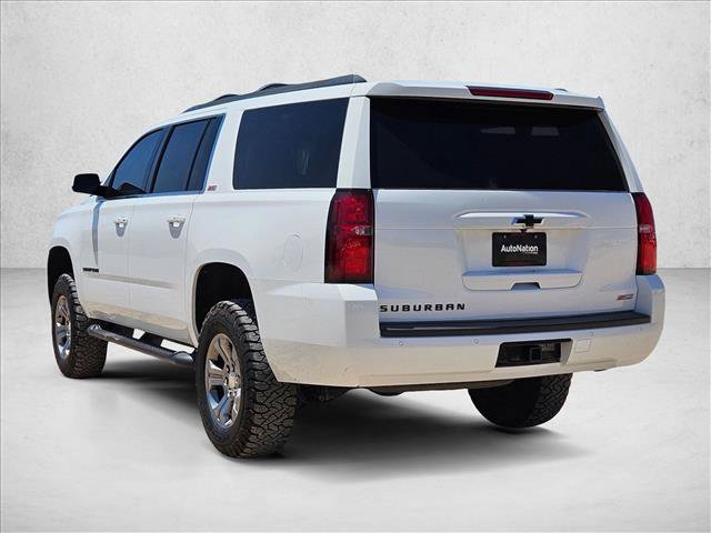 Used 2020 Chevrolet Suburban LT w/ Luxury Package AWD/4WD image 5