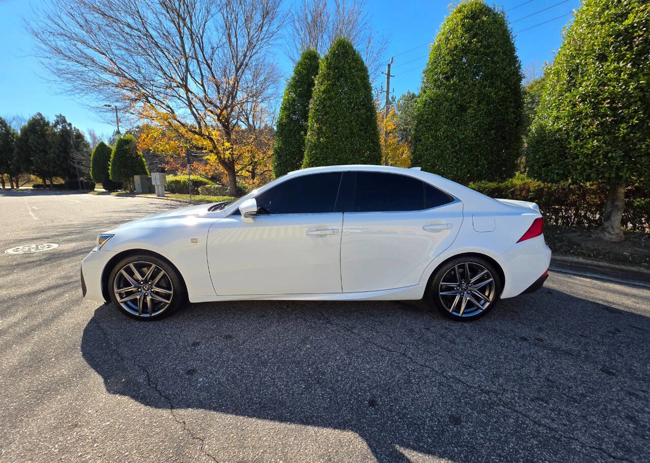 Used 2018 Lexus IS 300 F Sport image 2