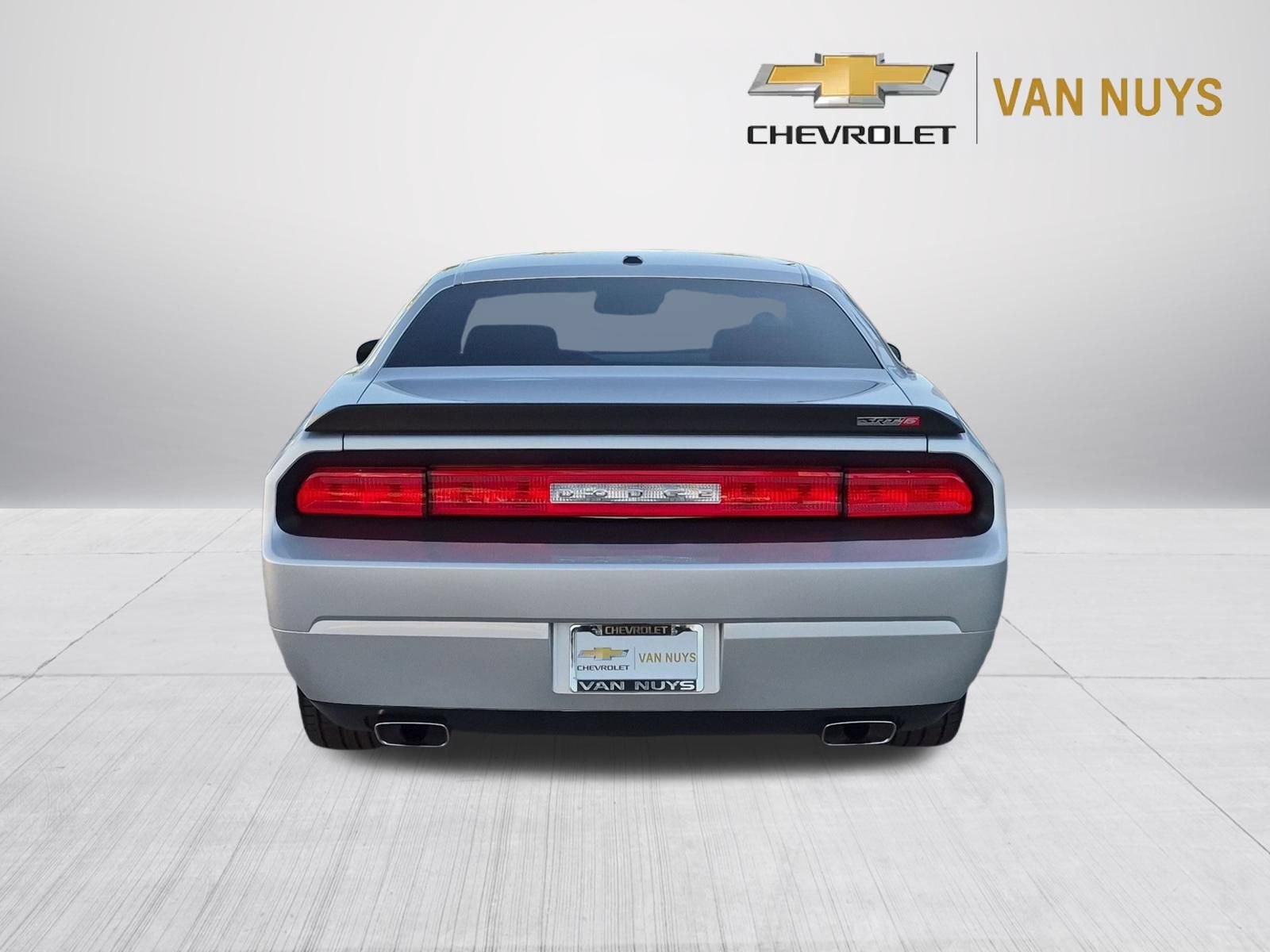 Used 2010 Dodge Challenger SRT8 w/ SRT Option Group II RWD image 6