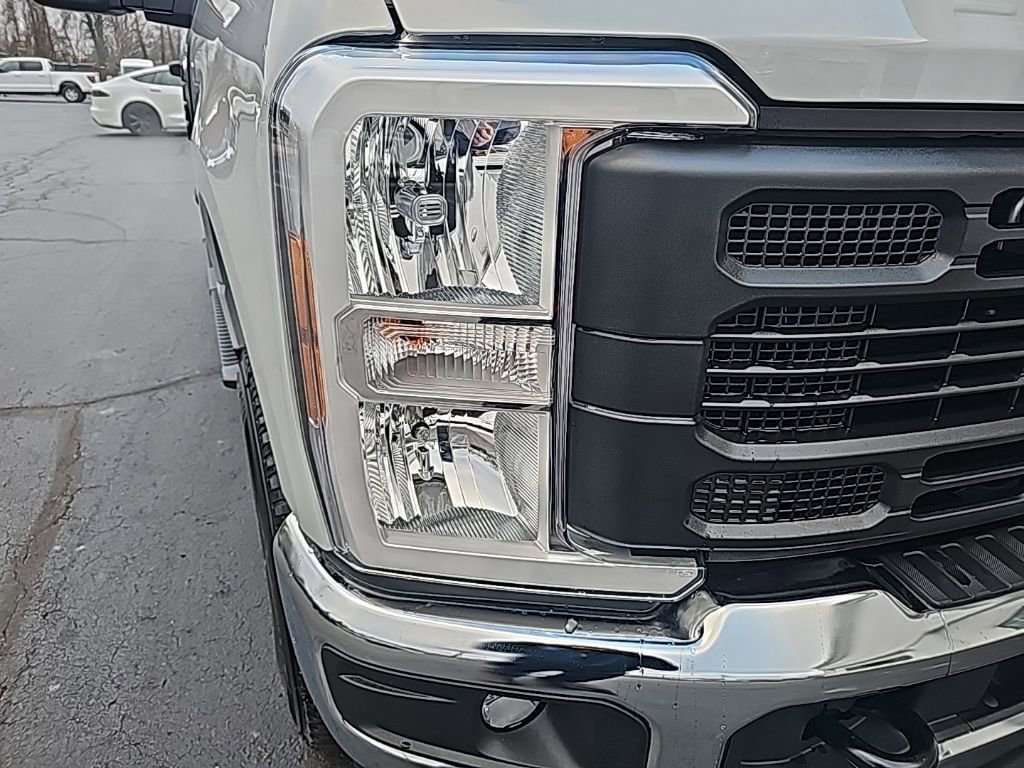 New 2026 Ford F250 XL image 7