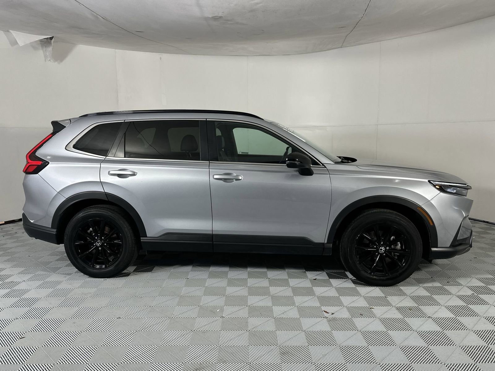Used 2024 Honda CR-V Sport-L image 9