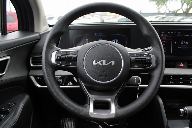 Used 2023 Kia Sportage LX image 26