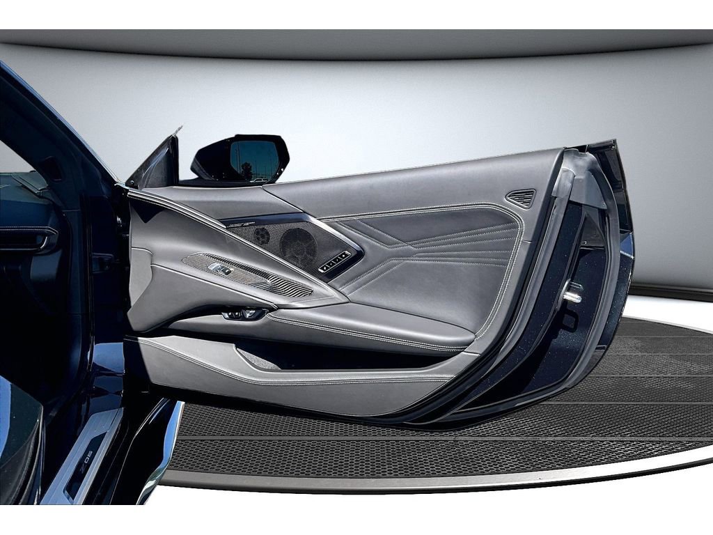 Used 2024 Chevrolet Corvette Z06 RWD image 25