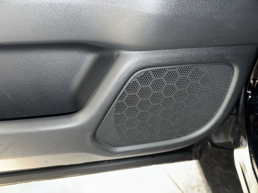 Certified 2023 Honda Pilot Touring image 21