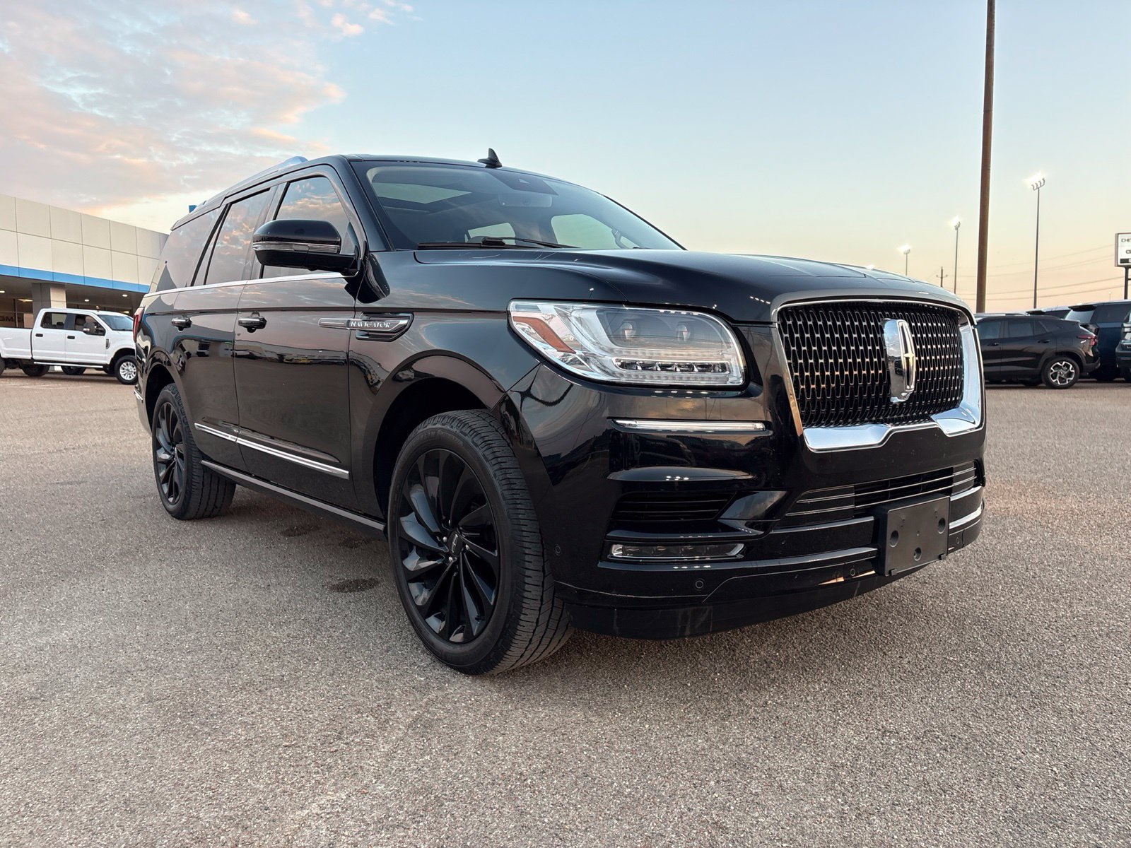 Used 2021 Lincoln Navigator Reserve AWD/4WD image 8