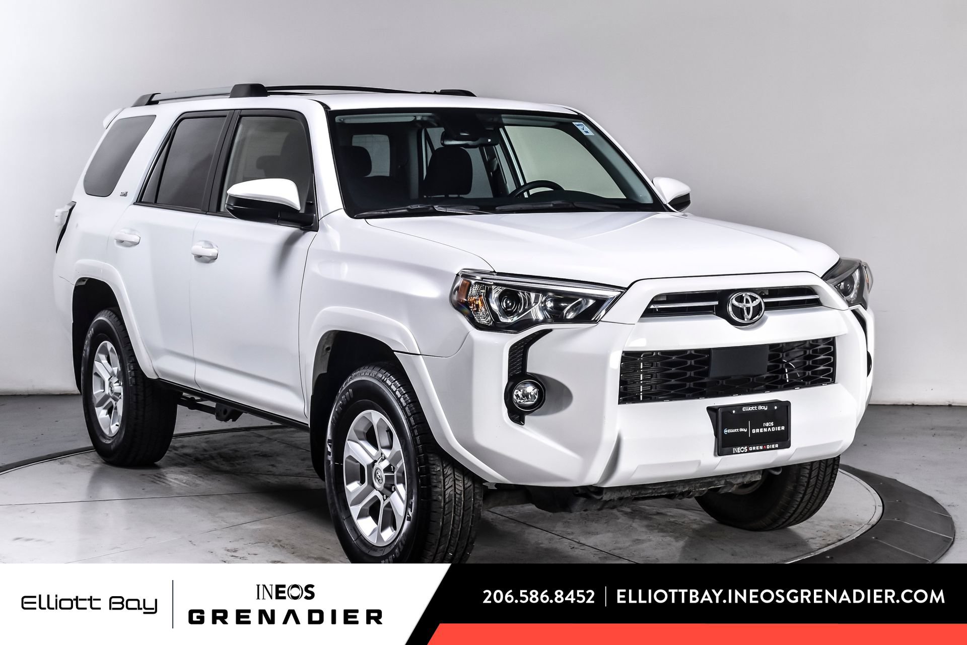 Used 2024 Toyota 4Runner SR5 AWD/4WD image 1