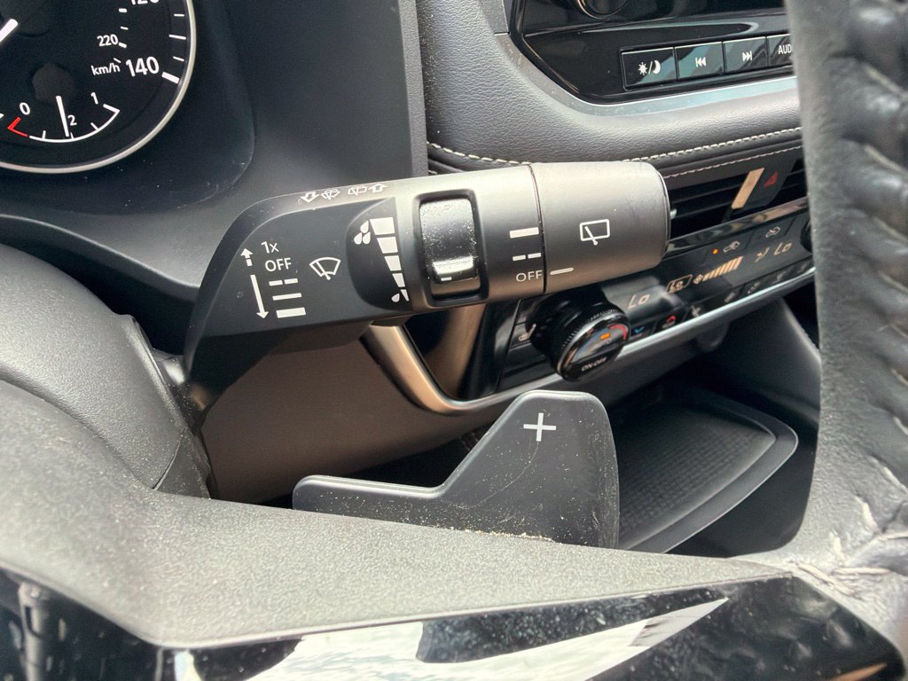 Used 2023 Nissan Rogue SL w/ SL Premium Package FWD image 29
