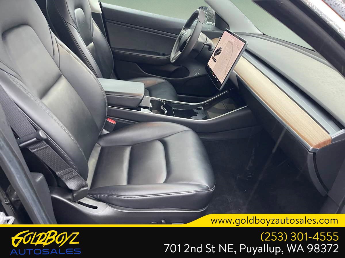 Used 2019 Tesla Model 3 Standard Range Plus image 14