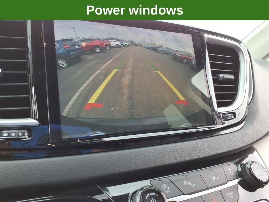 Used 2023 Chrysler Pacifica Touring-L FWD image 30