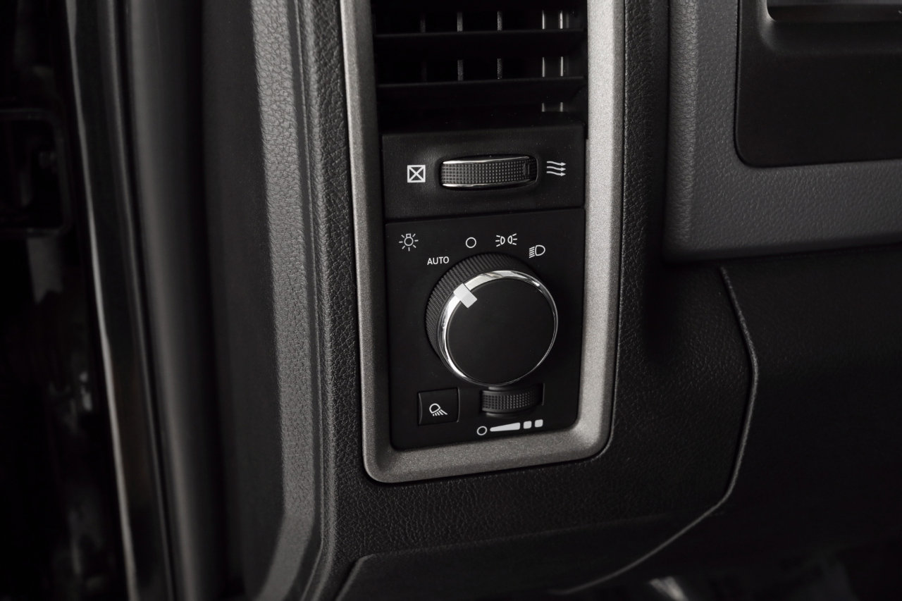 Used 2017 RAM 1500 ST w/ SXT Appearance Group image 26