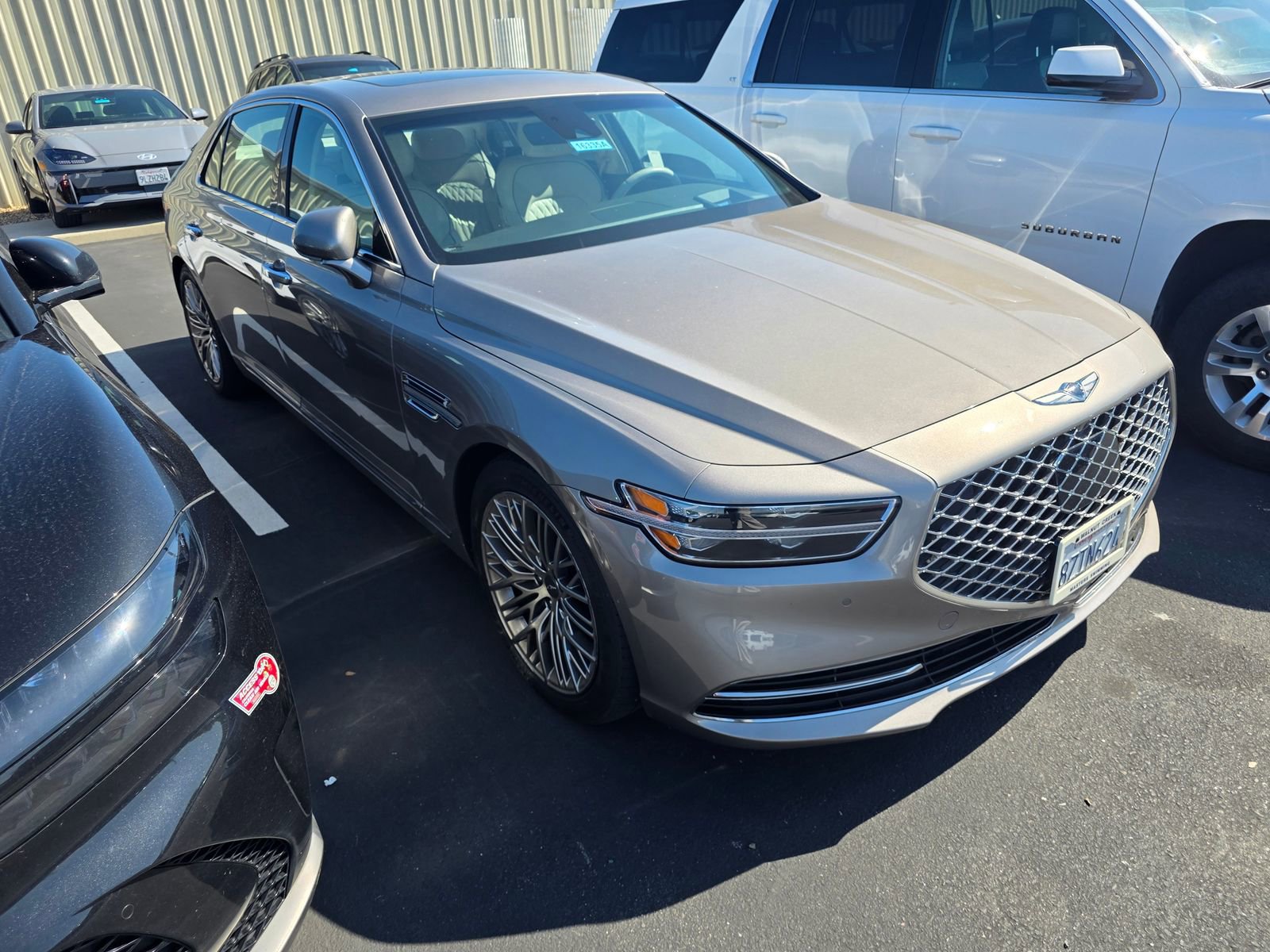 Used 2021 Genesis G90 5.0 Ultimate RWD image 3