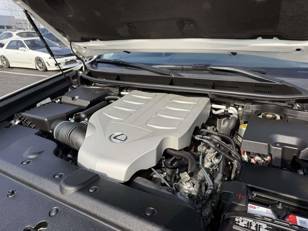 Used 2018 Lexus GX 460 Premium w/ Premium Package image 25