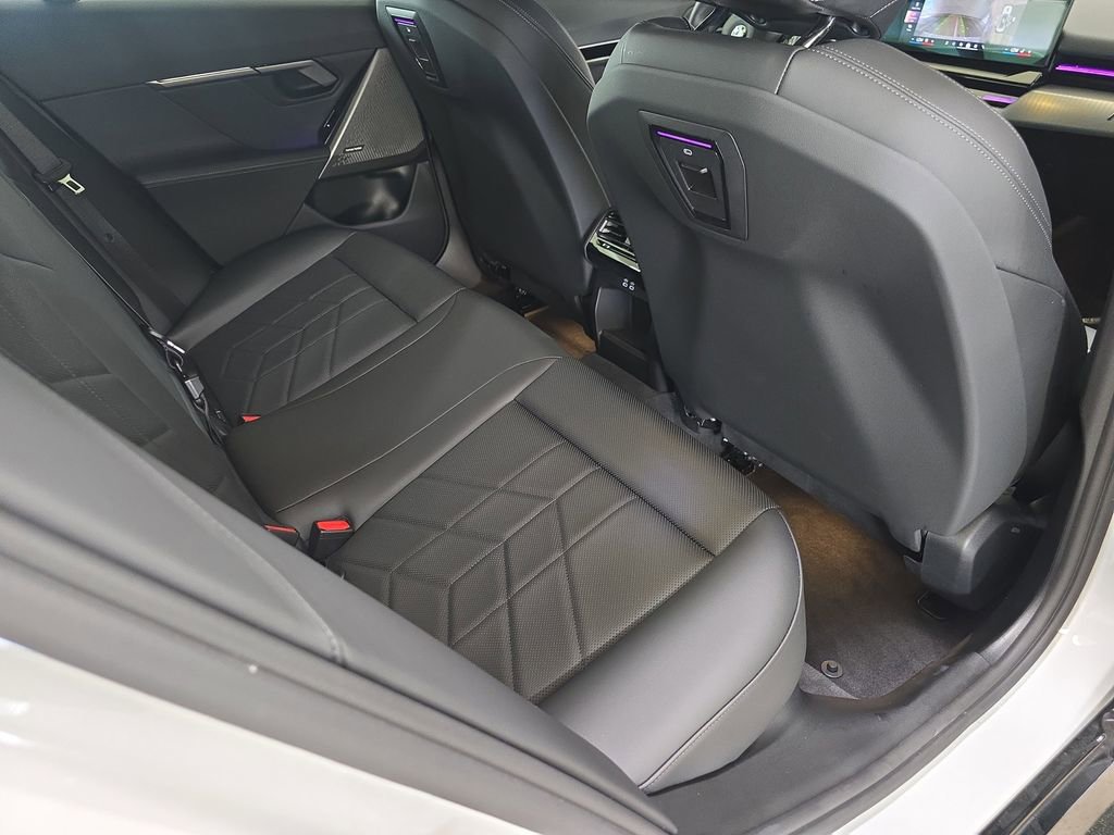 Used 2026 BMW 530i w/ M Sport Package RWD image 16