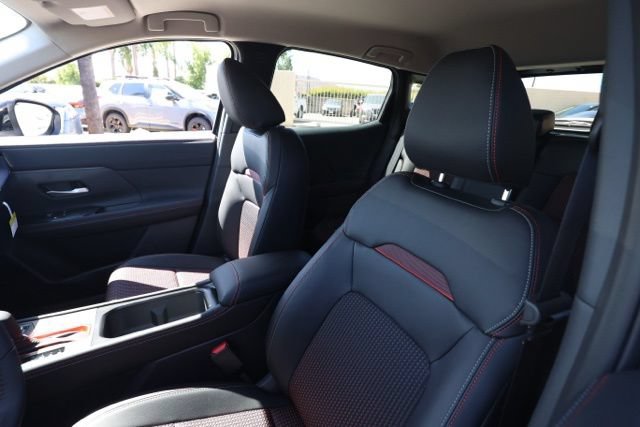 New 2026 Nissan Kicks SR FWD image 15