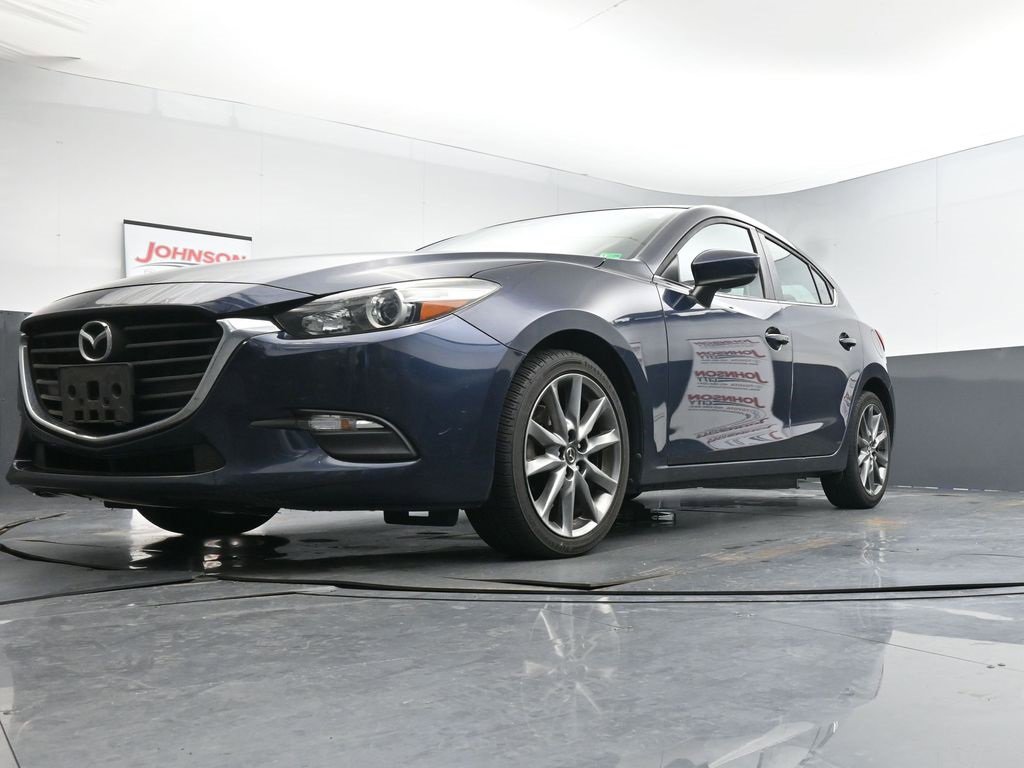 Used 2018 MAZDA MAZDA3 Touring image 20