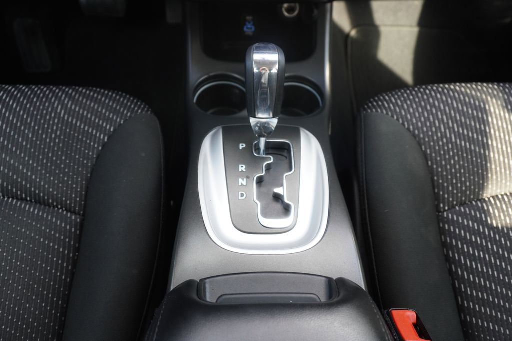 Used 2020 Dodge Journey SE FWD image 20