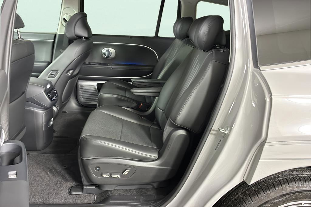 New 2026 Hyundai Ioniq 9 Calligraphy image 13