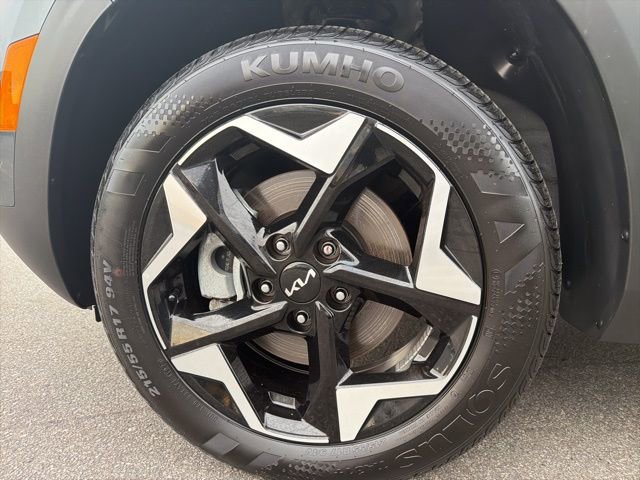 Used 2025 Kia Seltos S image 6