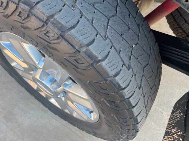 Used 2024 Chevrolet Silverado 2500 High Country w/ Technology Package image 8