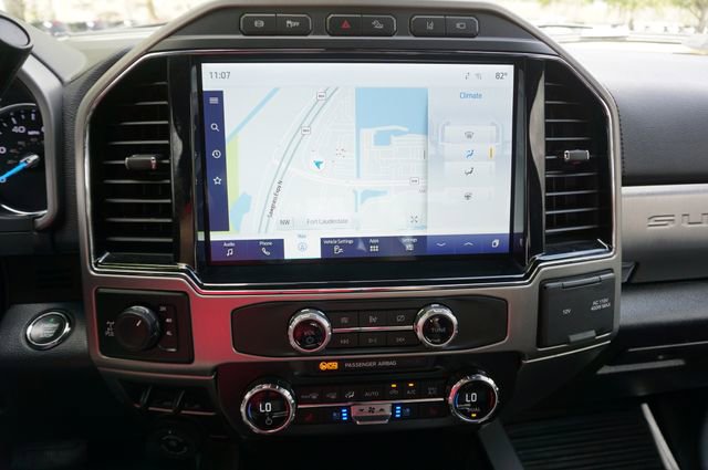 Certified 2022 Ford F350 Platinum w/ Tremor Off-Road Package AWD/4WD image 4