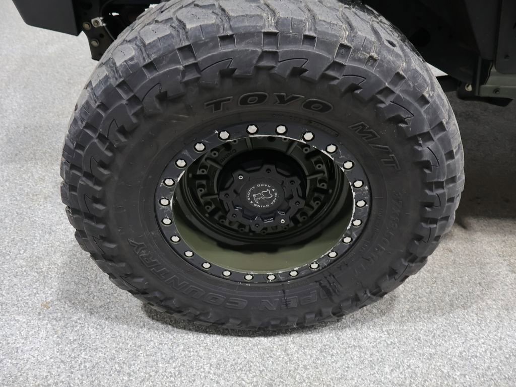 Used 2022 Jeep Gladiator Mojave w/ Cold Weather Group image 10