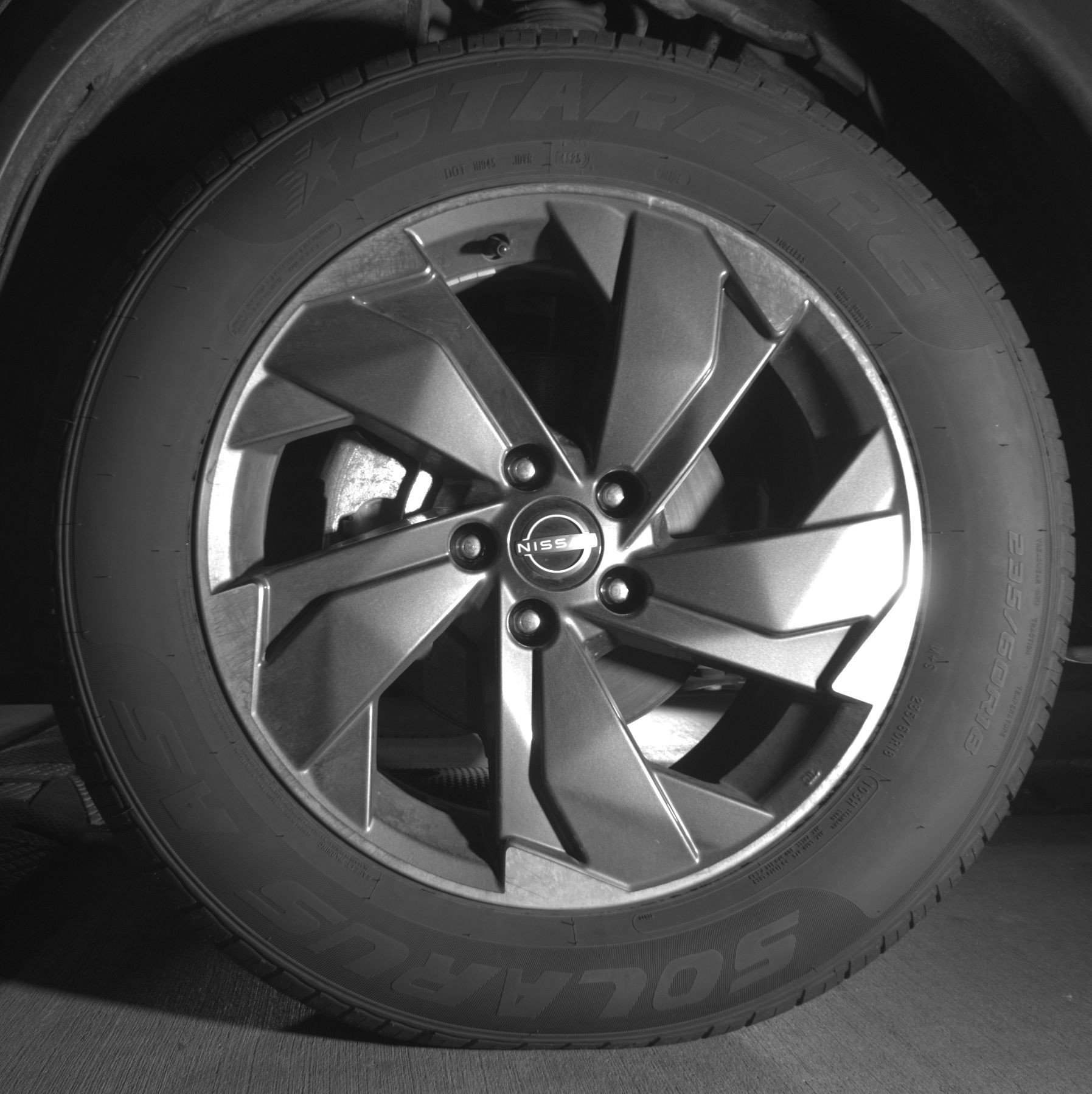 Used 2025 Nissan Rogue SV image 12