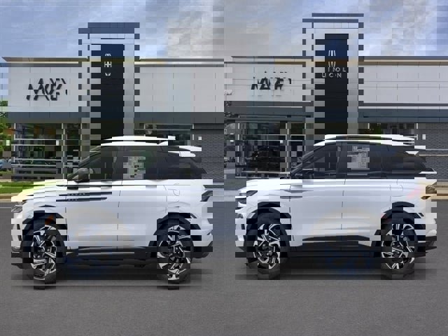 New 2026 Lincoln Nautilus Premier w/ Equipment Group 102A AWD/4WD image 47