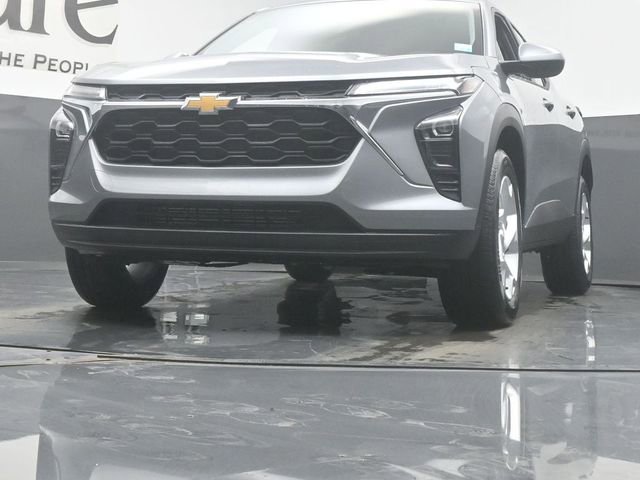 New 2026 Chevrolet Trax LS image 34