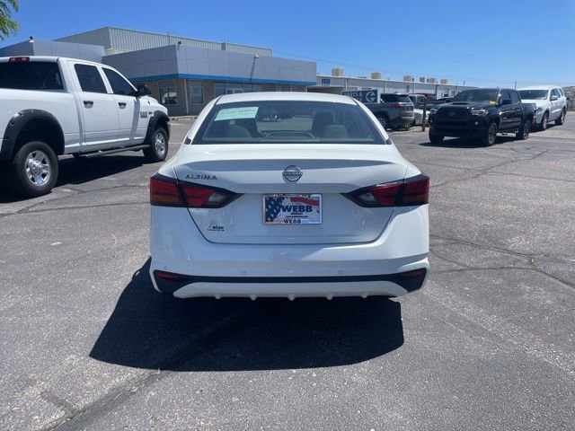 Used 2024 Nissan Altima 2.5 S image 5