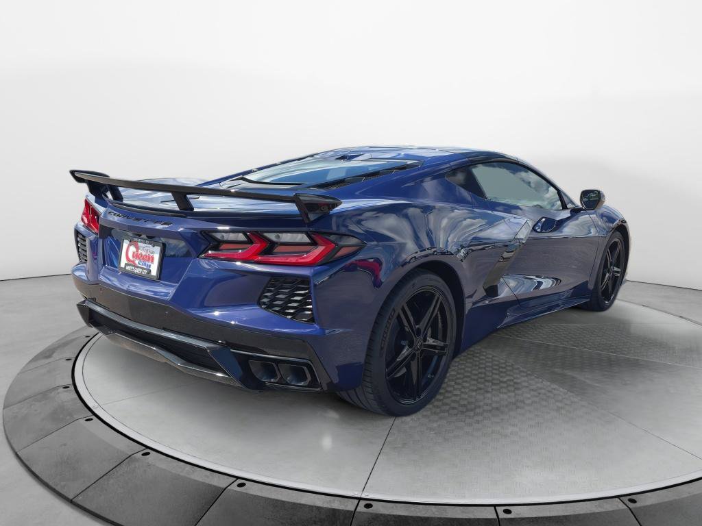 Used 2026 Chevrolet Corvette Stingray Premium Cpe w/ Z51 Performance Package RWD image 4