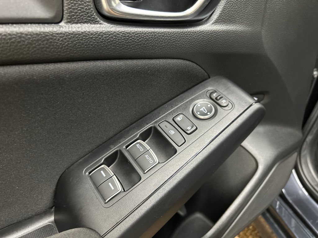 Used 2025 Honda Civic Sport image 25