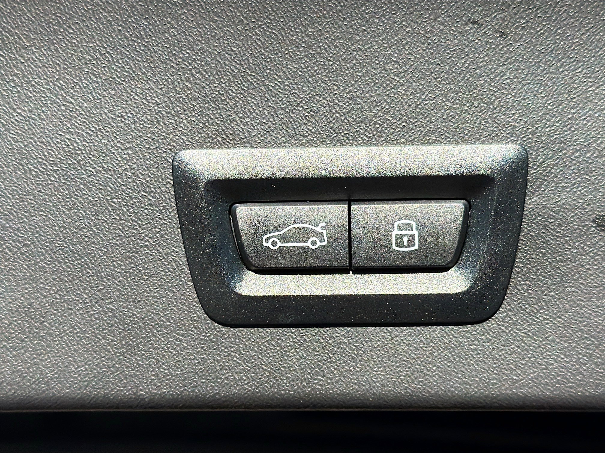 Used 2025 BMW X3 xDrive30i w/ Premium Package image 13