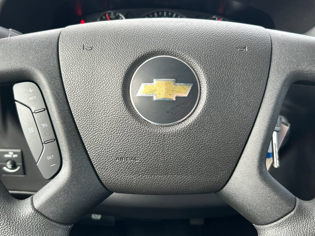 Used 2024 Chevrolet Express 3500 w/ Power Convenience Package RWD image 19