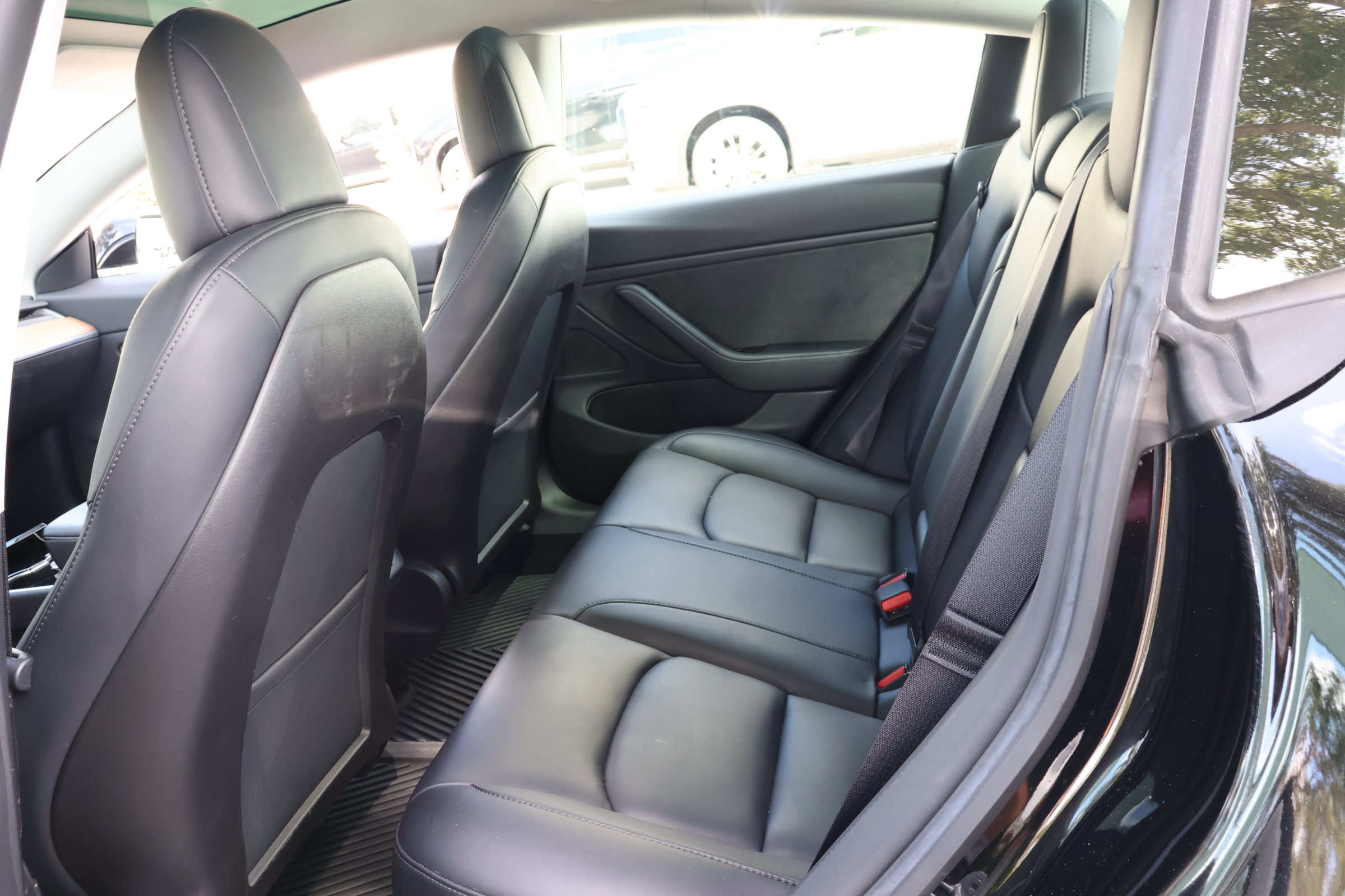 Used 2019 Tesla Model 3 Standard Range Plus RWD image 16