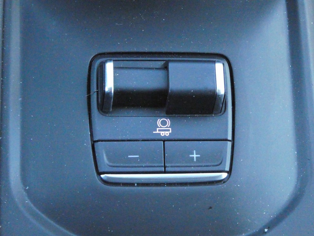 Used 2024 GMC Sierra 1500 Denali w/ Denali Reserve Package image 17