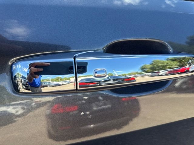 Used 2018 Jeep Grand Cherokee Limited image 53