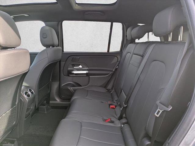 New 2026 Mercedes-Benz GLB 250 4MATIC image 24
