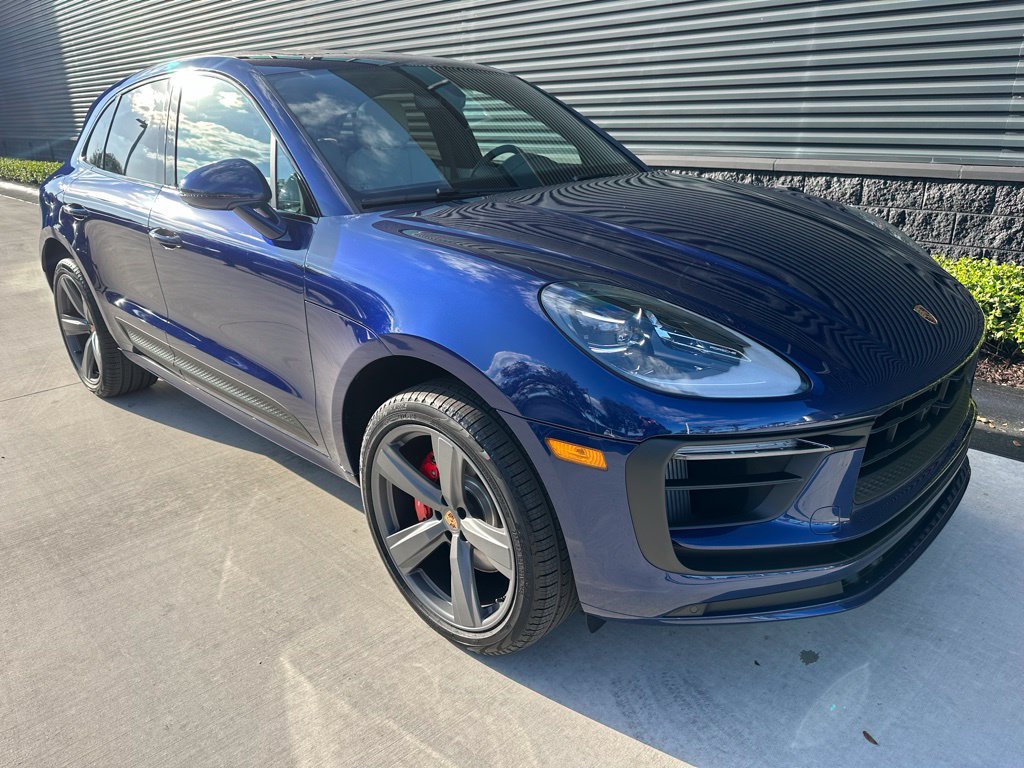 Certified 2026 Porsche Macan S AWD/4WD image 11